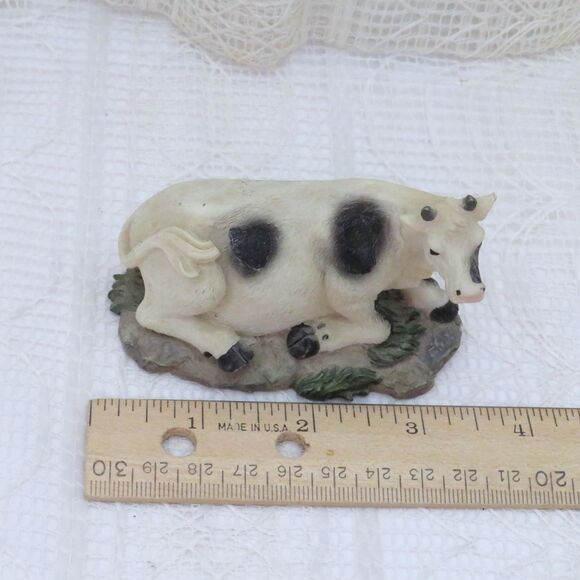 K's Collection Resin Holstein Cow Figurine for Farm Decor Collectors - Picture 5 of 7